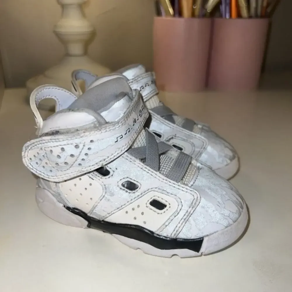 Nike Air Jordans Baby Toddler‎ Size 5C 428820-004 White Gray Black Rare!